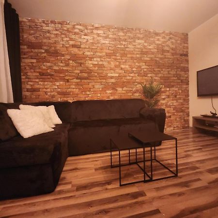 Apartament P&P Apartment Иновроцлав Екстериор снимка